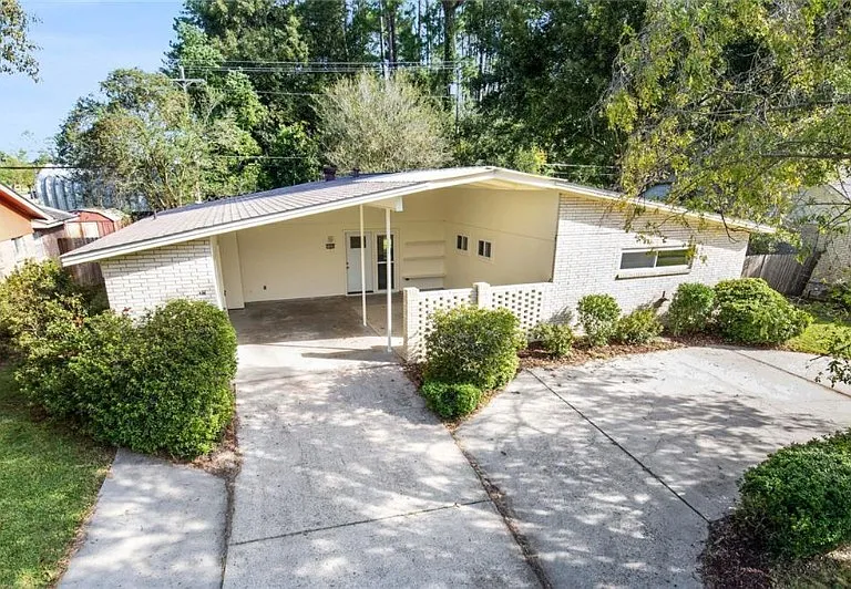 1466 Florida Ave — Photo 8