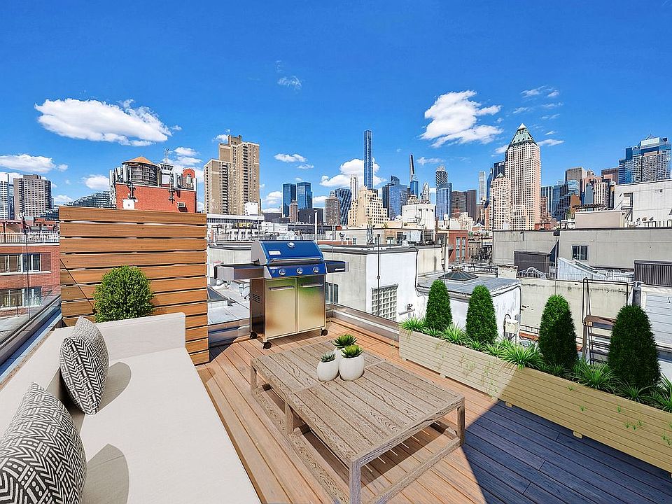 1st image of 521 W 47th St APT 4D