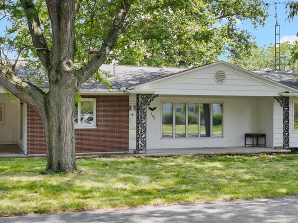 101 Maplewood Dr, Pandora, OH 45877