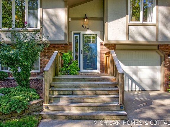 2nd image of 634 Blackbass Ave