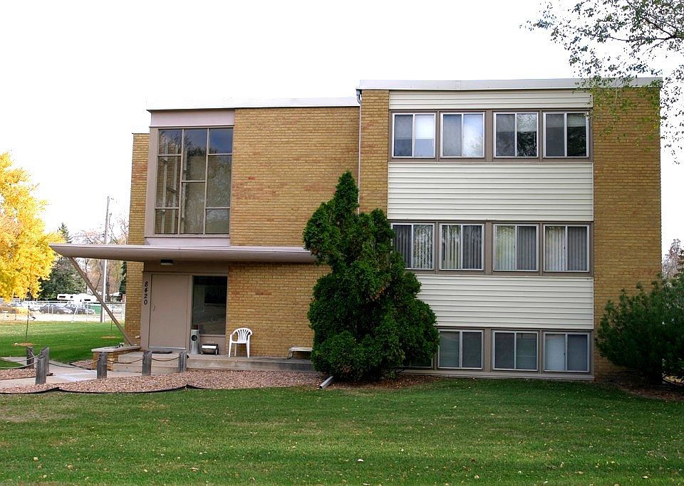 1st image of 8420 Fremont Ave S #207