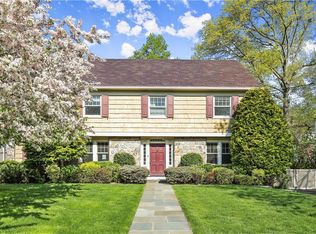 15 Forest Ln, Scarsdale, NY 10583