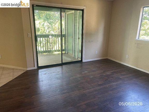 2nd image of 2923 Winding Ln