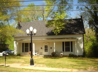 13014 Paris St, Huntingdon, TN 38344