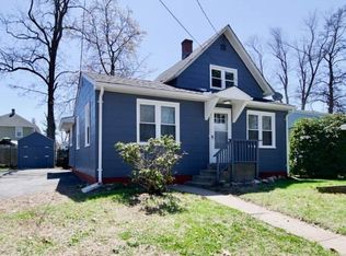 29 Brickett St, Springfield, MA 01119