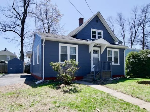 29 Brickett St, Springfield, MA 01119