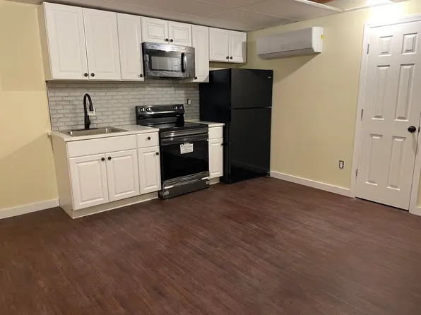 441 Sunrise Highway North Service Rd, Patchogue, NY 11772