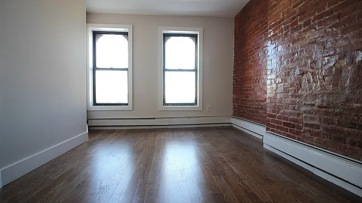 Rented by Nooklyn NYC LLC | media 12