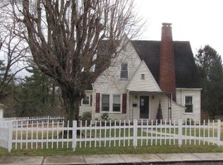 204 Elkins St, Beckley, WV 25801