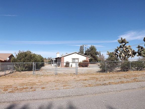 3rd image of 7994 Arcadia Ave