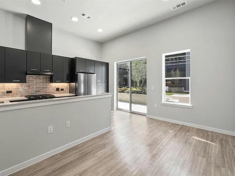 4510 Terry O Ln #110 — Photo 1