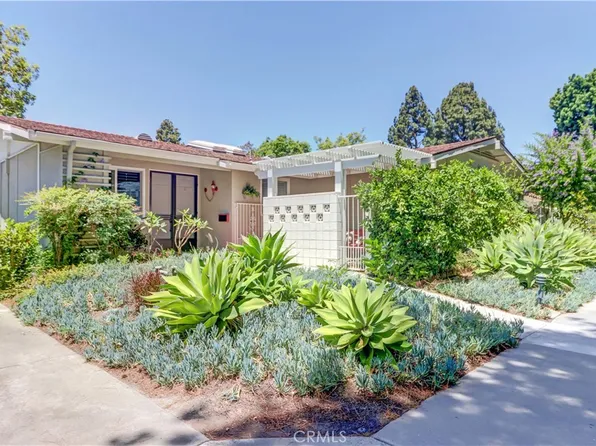 449 Avenida Sevilla Unit D, Laguna Woods, CA 92637