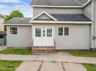 38 E 8th Ave #3, Gloversville, NY 12078