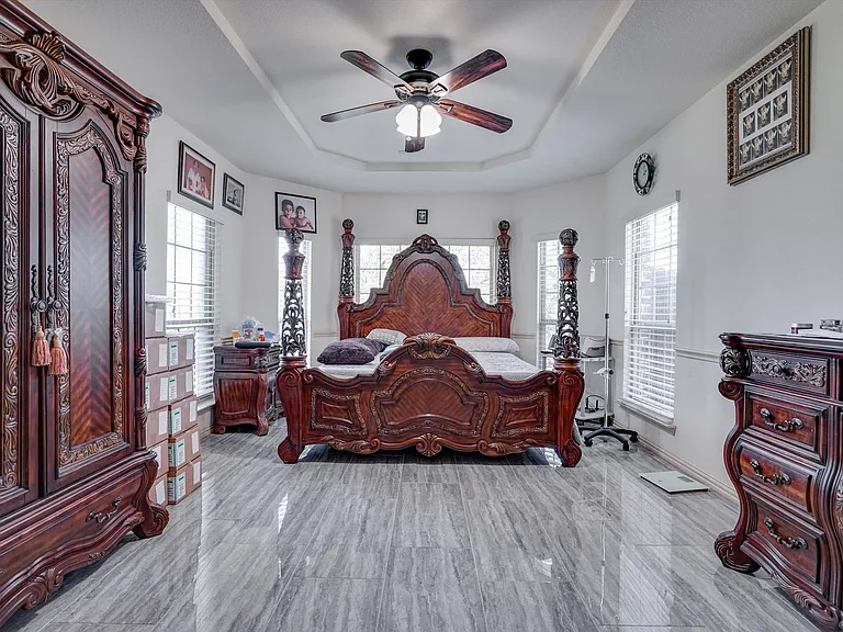 13704 Blueberry Hill Dr — Photo 9