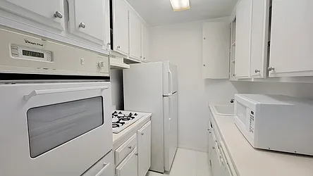 Rented by Weichert Manhattan Midtown