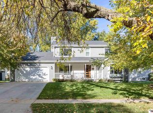 7500 Red Oak Rd, Lincoln, NE 68516