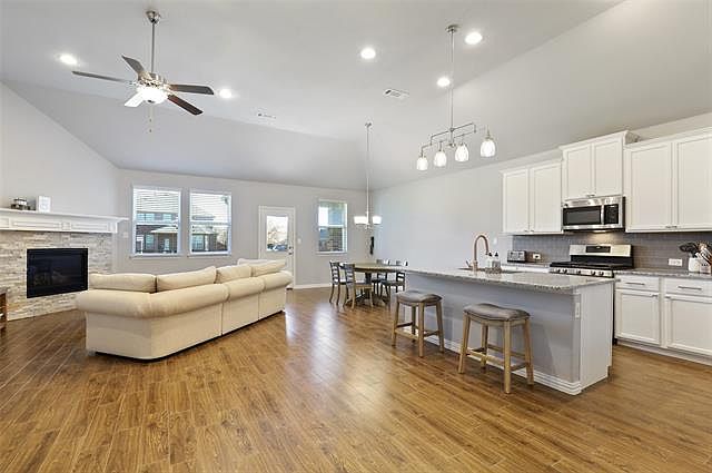 1st image of 245 Black Alder Dr