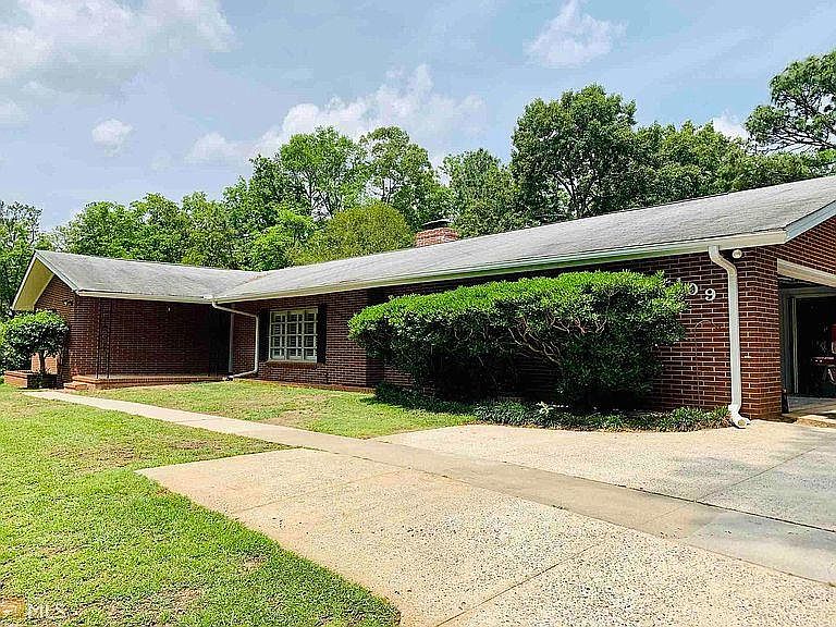 1st image of 109 Woodland Dr