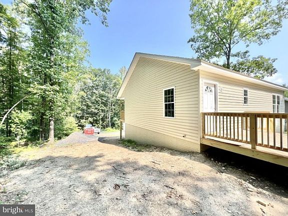 5th image of 1470 Western Ln