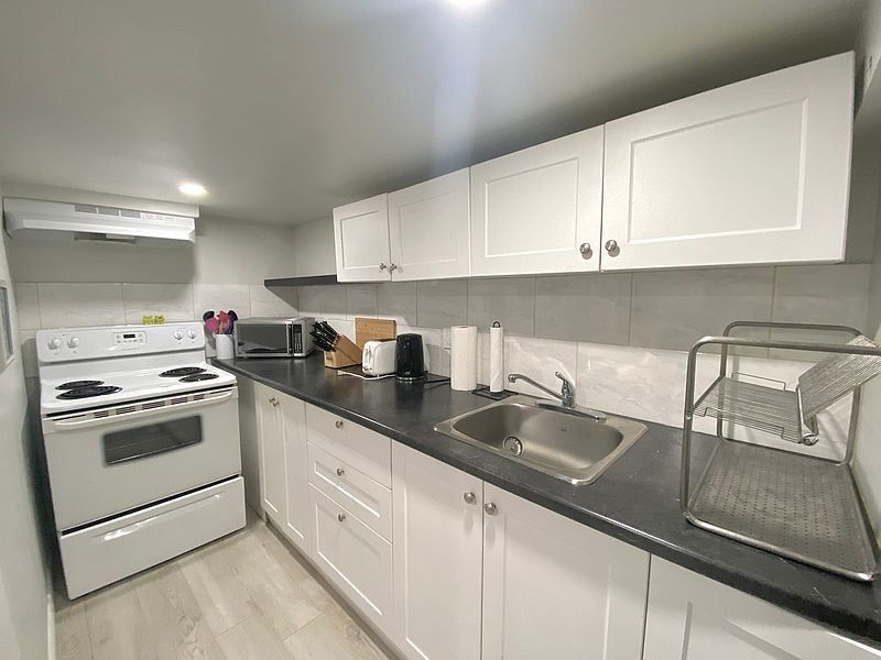 99 Mary St Hamilton ON Zillow