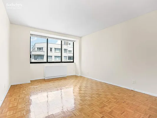 Rented by Sotheby's International Realty | media 12