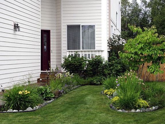Front landscaping