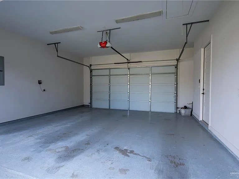 3808 Wisteria Ave — Photo 28