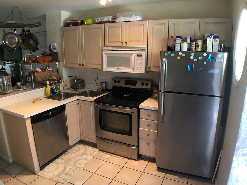 1st image of 173 Golf Club Dr