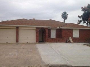 12 Back Bay Cir, Galveston, TX 77551