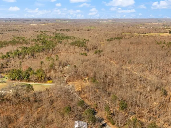 4 Oklahoma Rd, Bee Spring, KY 42207