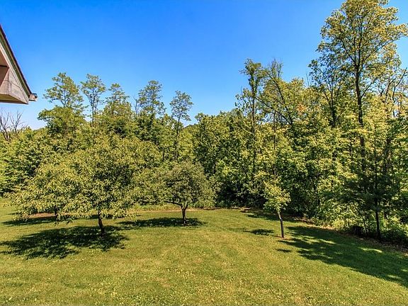 5th image of 10180 Mockingbird Ln