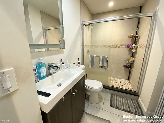 692 Columbia Rd. #2 Boston (Dorchester) Shared Unit Photo 8