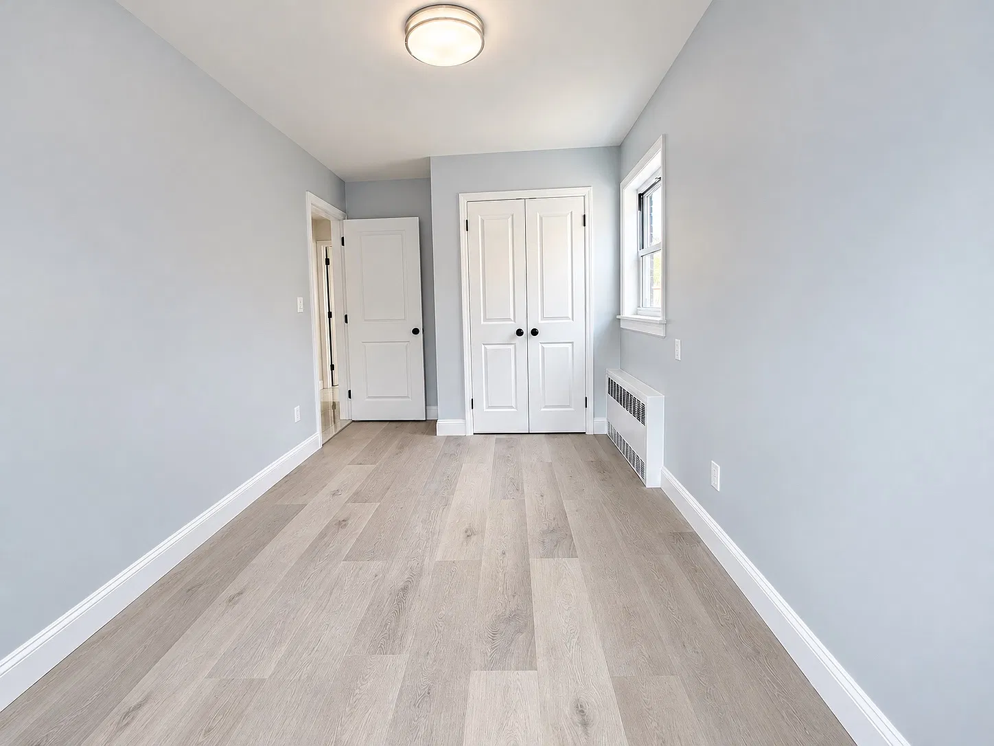 658 Tysens Ln — Photo 4