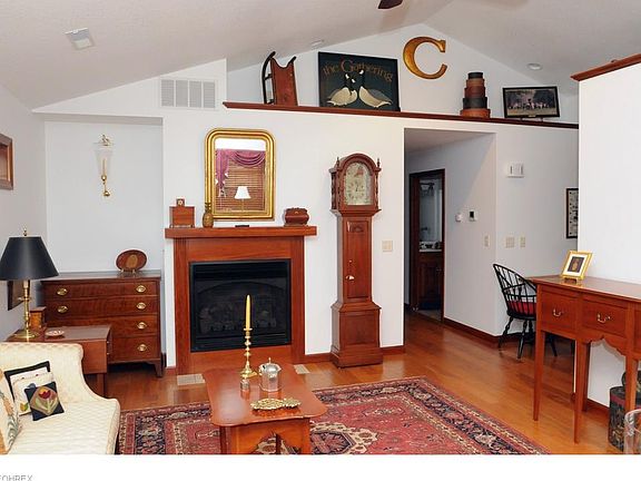 3rd image of 1519 Clairmont Ave