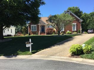 8084 Perrincrest Pl, Mechanicsville, VA 23116