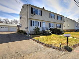 15 Gentile Pl, Branford, CT 06405