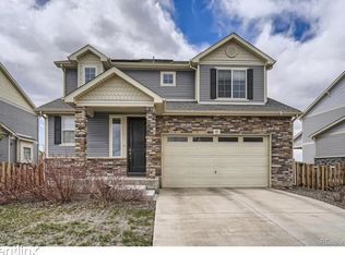 63 N Newcastle Way, Aurora, CO 80018