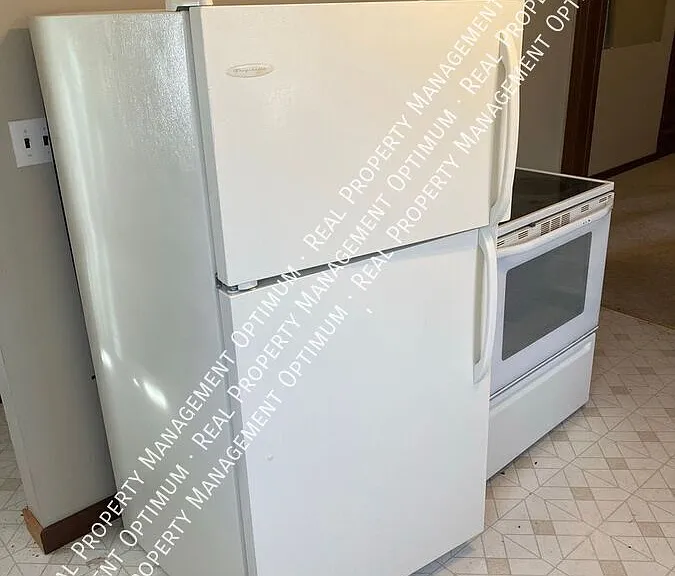 17 3rd Ave NE — Photo 4