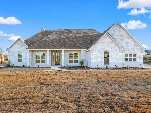 423 Red Bird Dr, Springtown, TX 76082