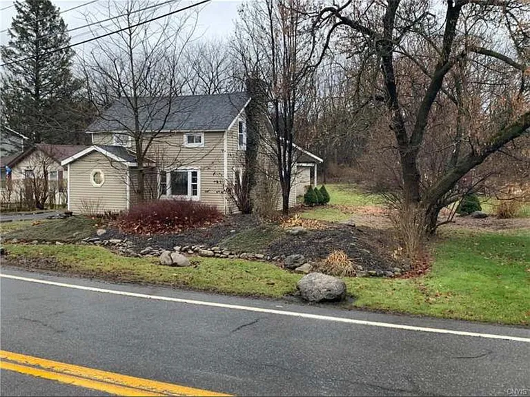 82 Lyndon Rd — Photo 21
