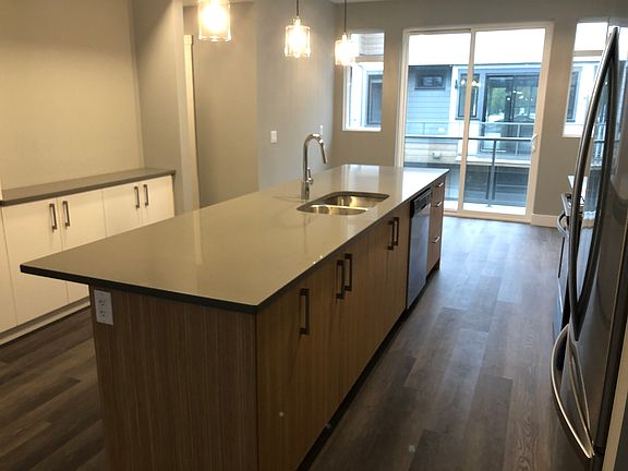 2nd image of 11581 Rogers Rd #202