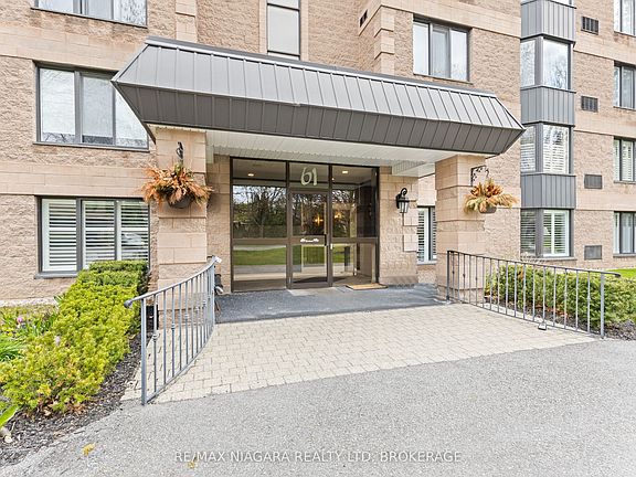 2nd image of 61 Paffard St #403