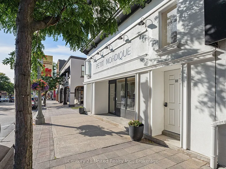 34 King St W #1 — Photo 6