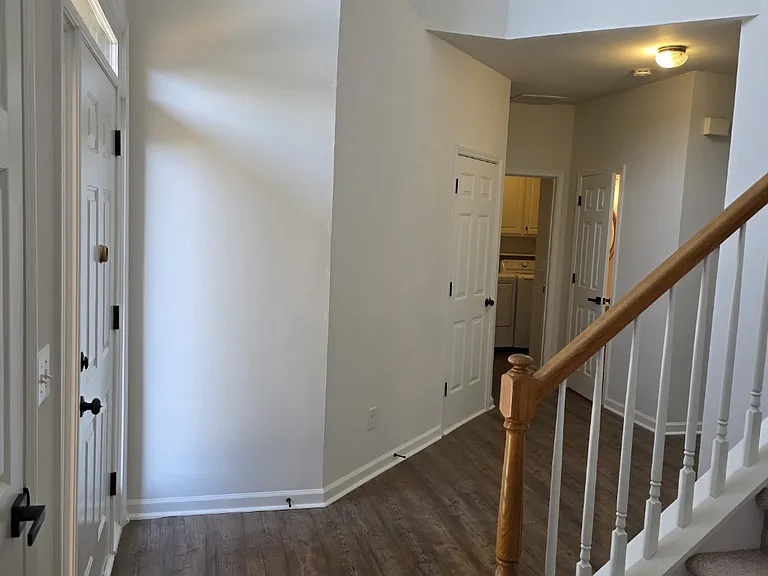 100 Silver Water Ct — Photo 14
