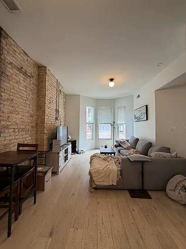 324 S Racine Ave #2NF Photo 1