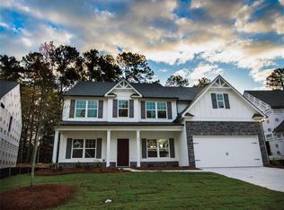 8 River Run Dr, Dallas, GA 30132