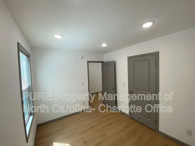 12025 Platon Ave — Photo 16
