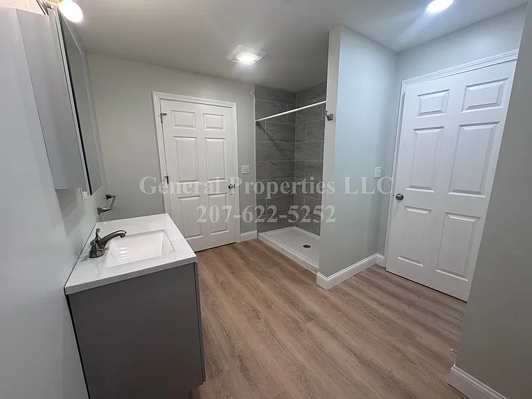 9 Beech St #5 — Photo 18