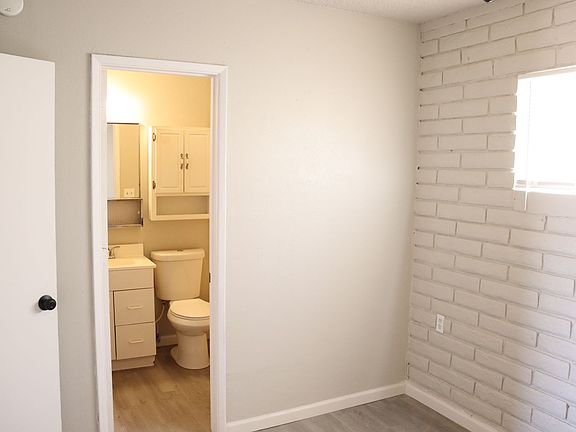 3rd image of 214-216 N Canyon Dr #3