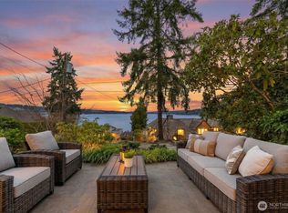 18021 SE 40th Pl, Bellevue, WA 98008